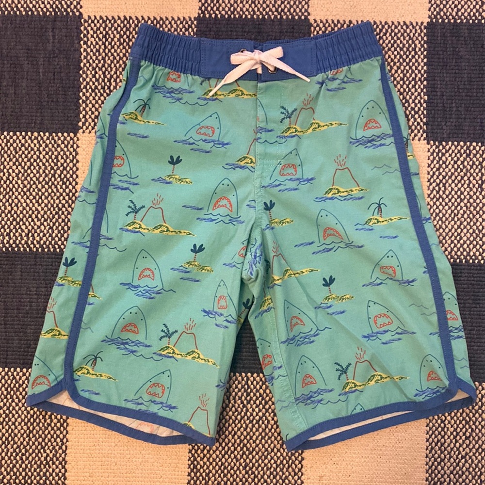 Hanna Andersson shark swim trunks size 130/US 8